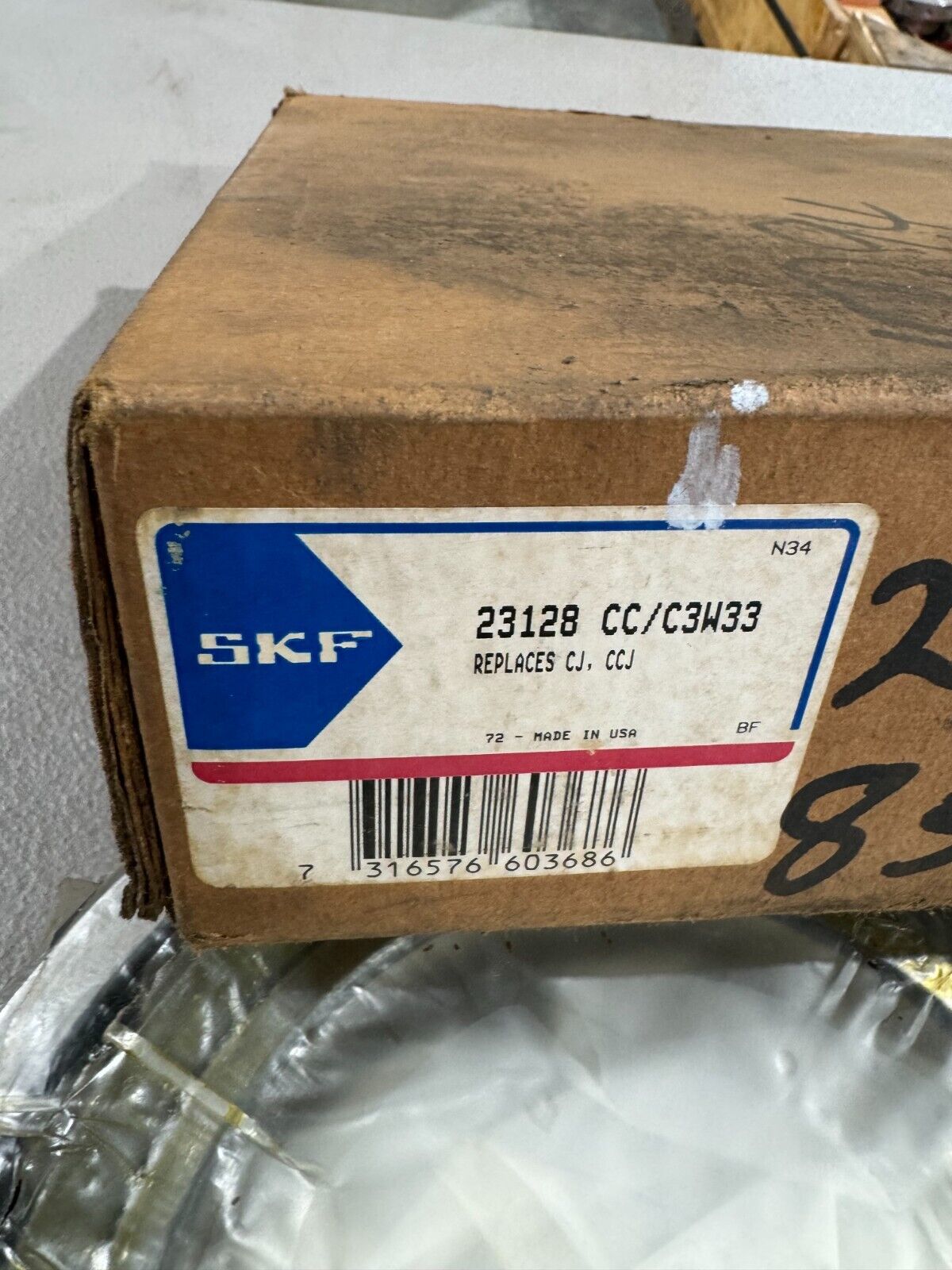 NEW IN BOX SKF SPHERICAL ROLLER BEARING 23128 CC/C3W33