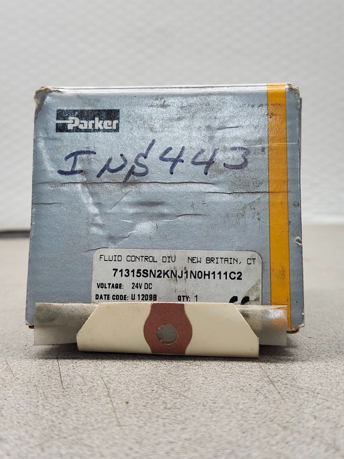 NEW IN BOX PARKER 3/32" ORFICE SOLENOID VALVE 24VDC. COIL 71315SN2KNJ1N0H111C2