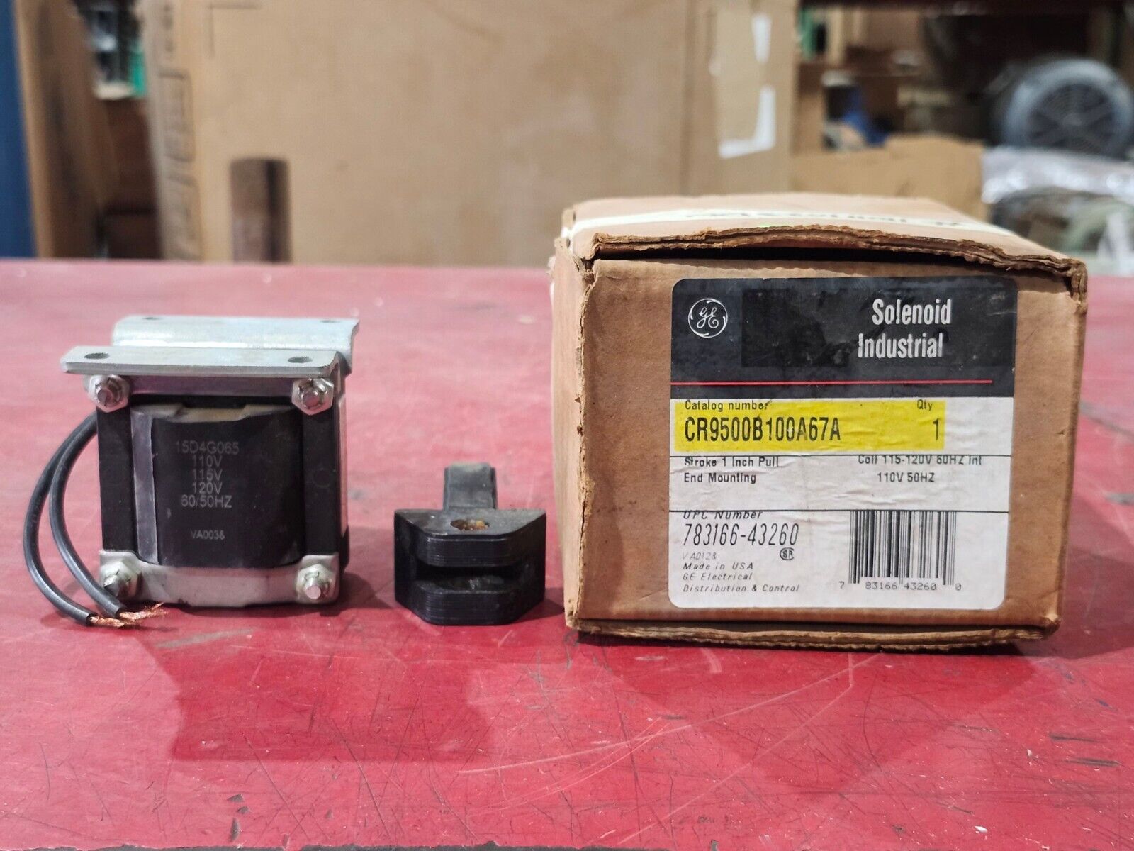 NEW IN BOX GE SOLENOID CR9500B100A67A