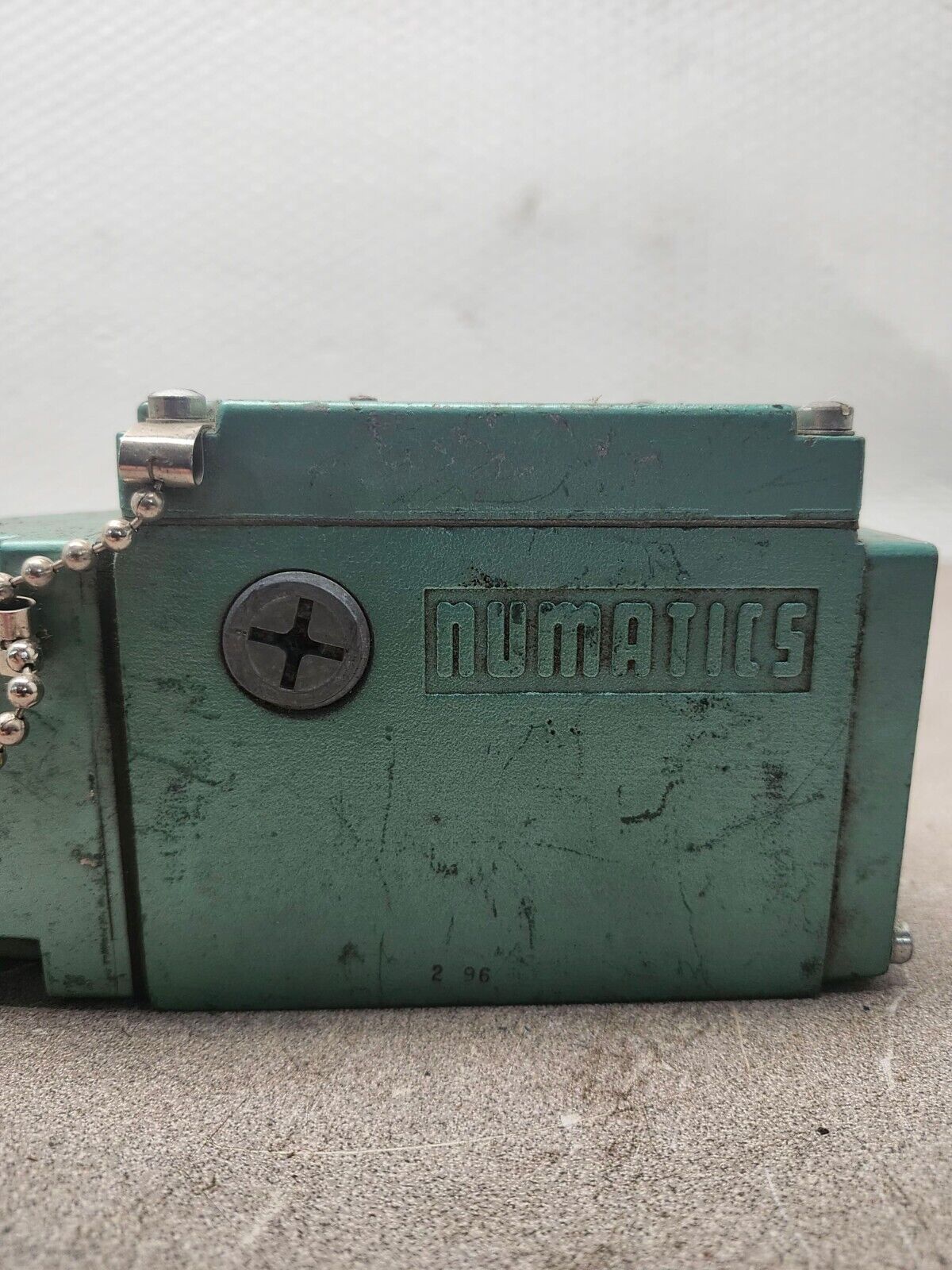 USED NUMATICS SOLENOID VALVE 33SAD4 0