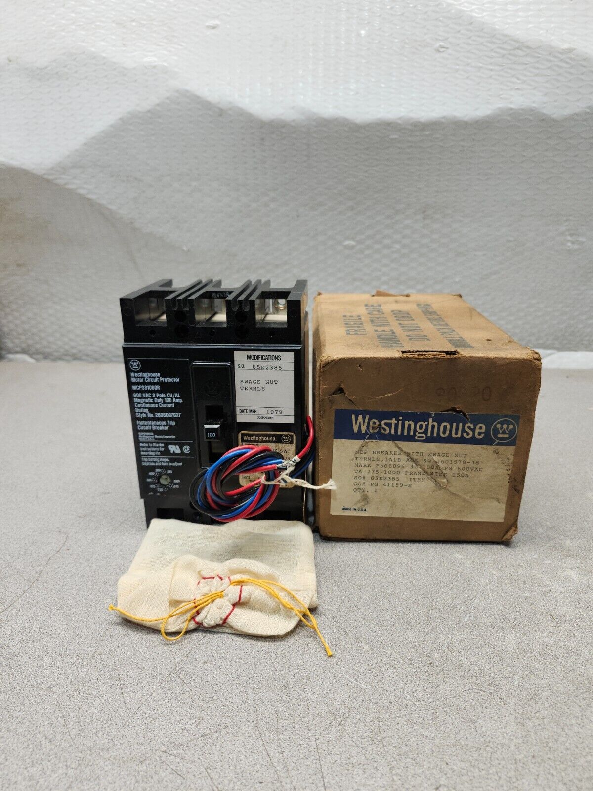 NEW IN BOX WESTINGHOUSE 3 Pole Circuit Breaker MCP331000R