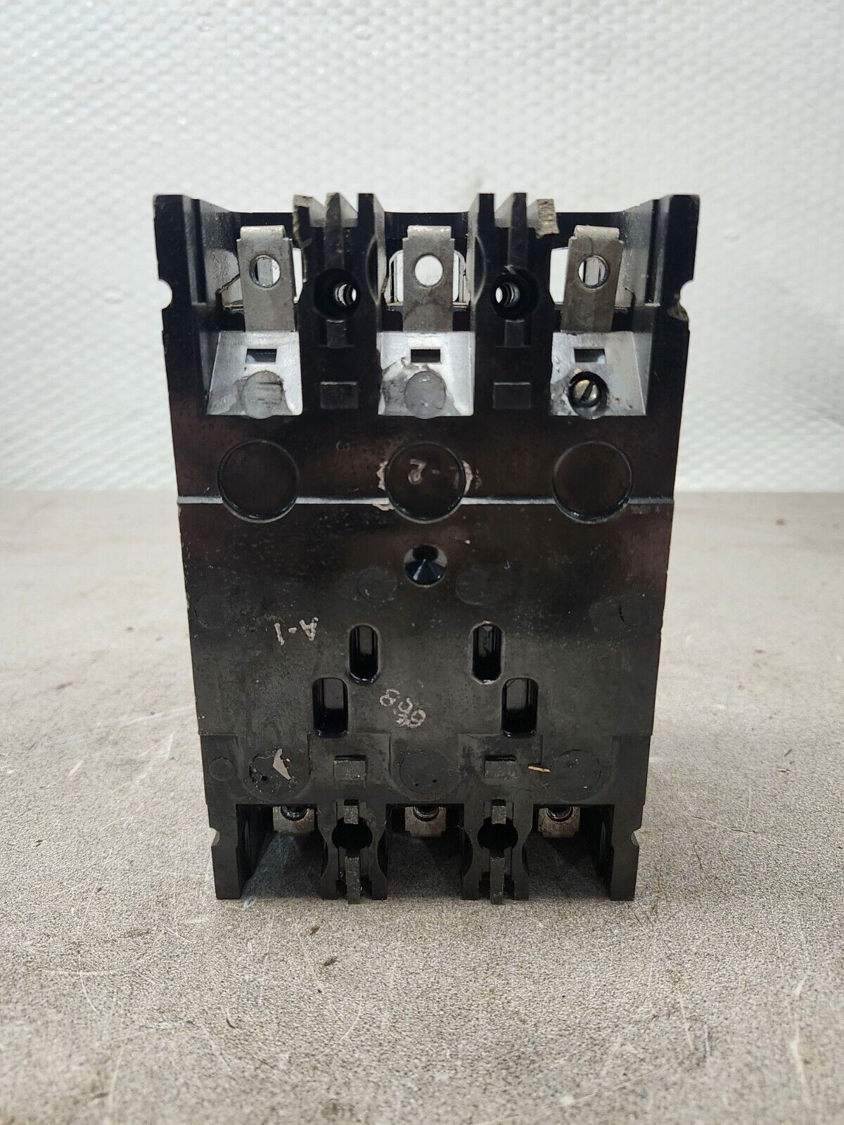 USED General Electric Circuit Breaker 50 Amp, 480 VAC, 3 Pole TED134050