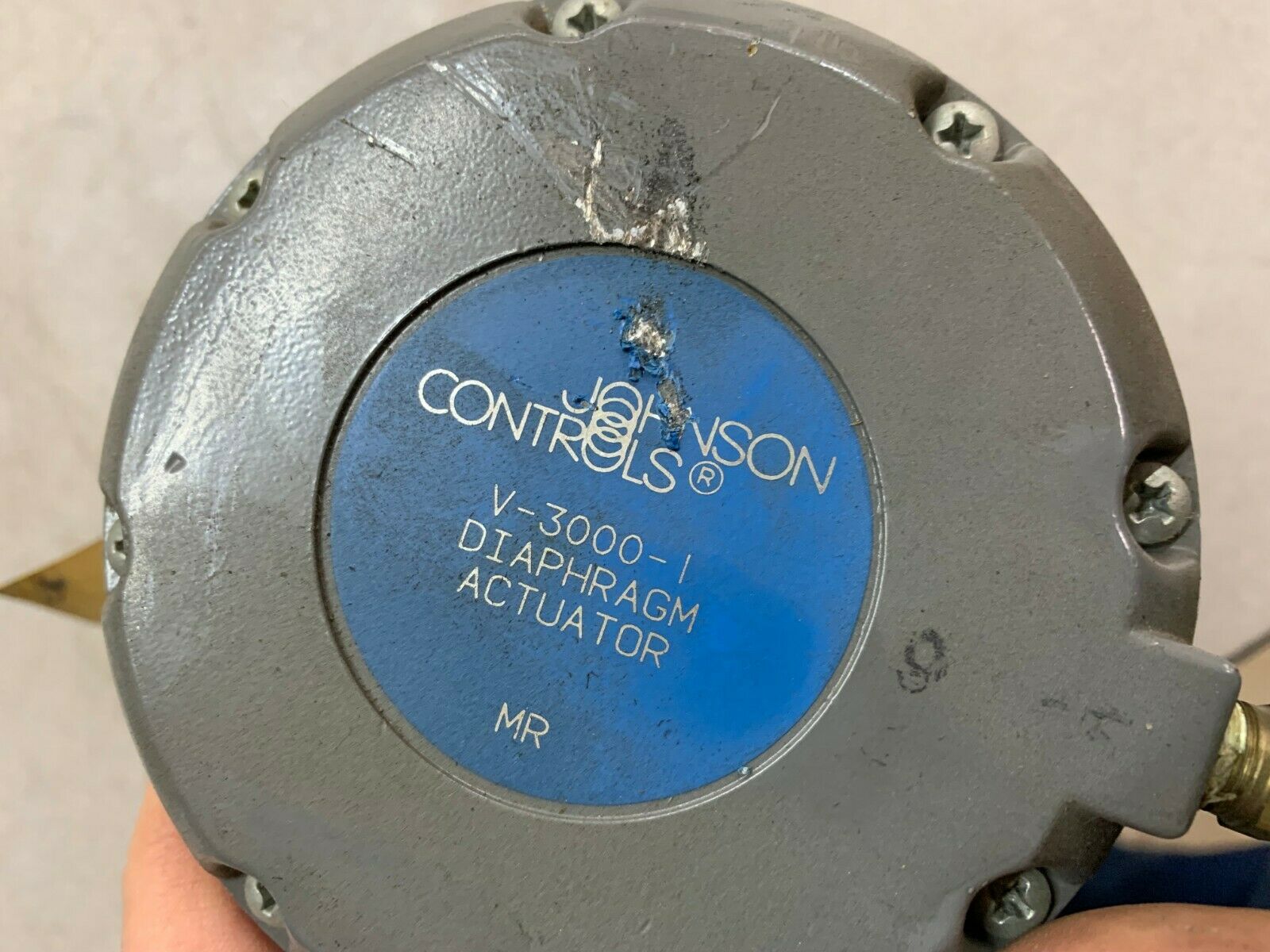 NEW NO BOX JOHNSON CONTROLS V-3000-1 DIAPHRAGM ACTUATOR VALVE 1-3/4"