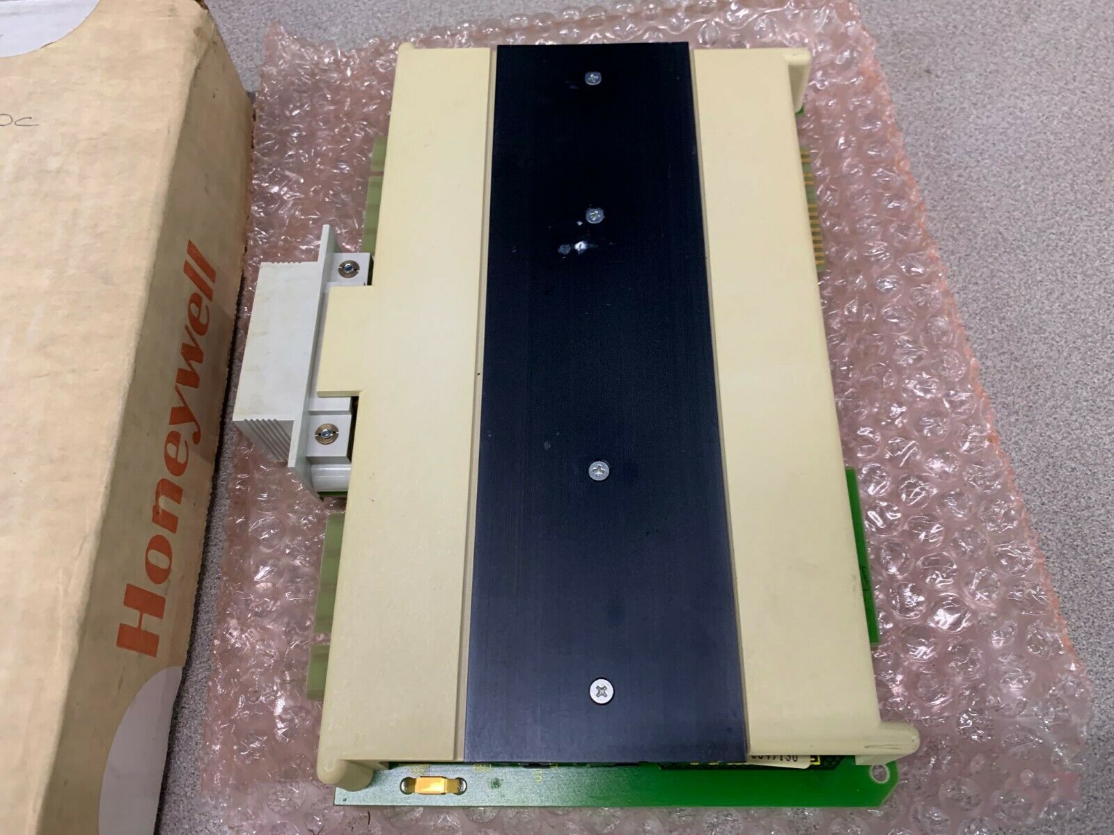 USED HONEYWELL OUTPUT MODULE 621-6500