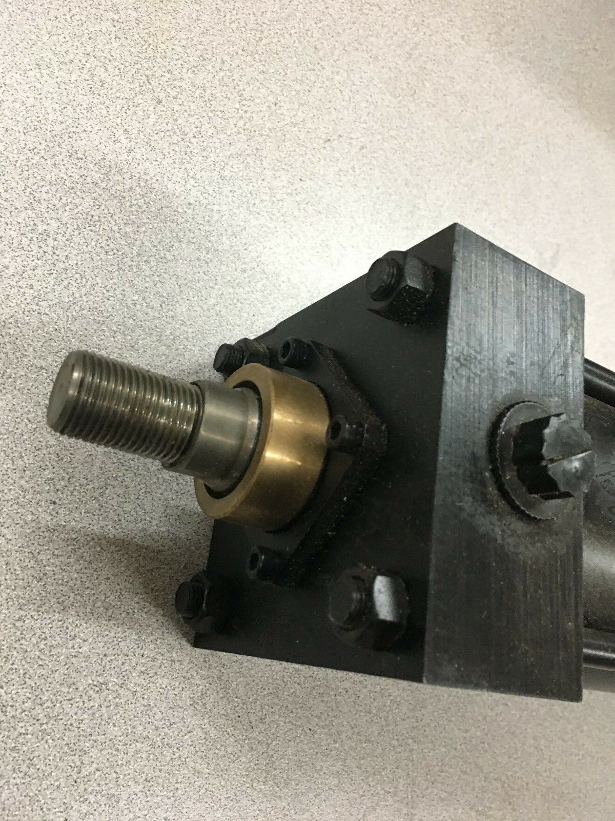 NEW NO BOX SCHRADER BELLOWS PA-2 SERIES CYLINDER PAD118421 9.000