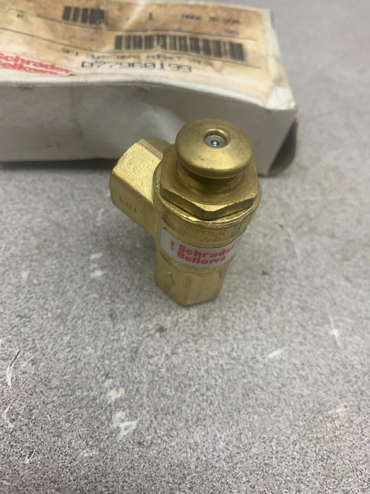 NEW IN BOX PARKER 1/4" 2-WAY BRASS POPPET VALVE 077960199