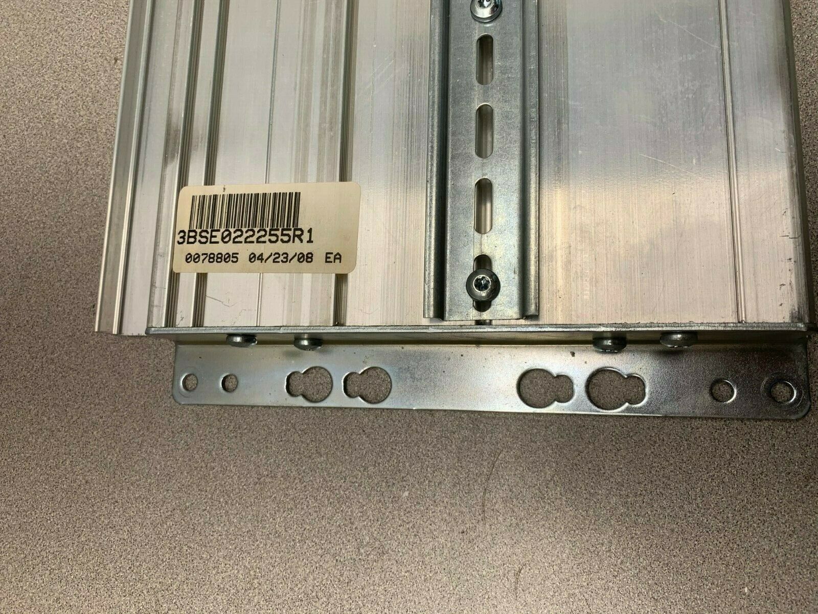 NEW ABB MOUNTING PANEL 3BSE022255R1