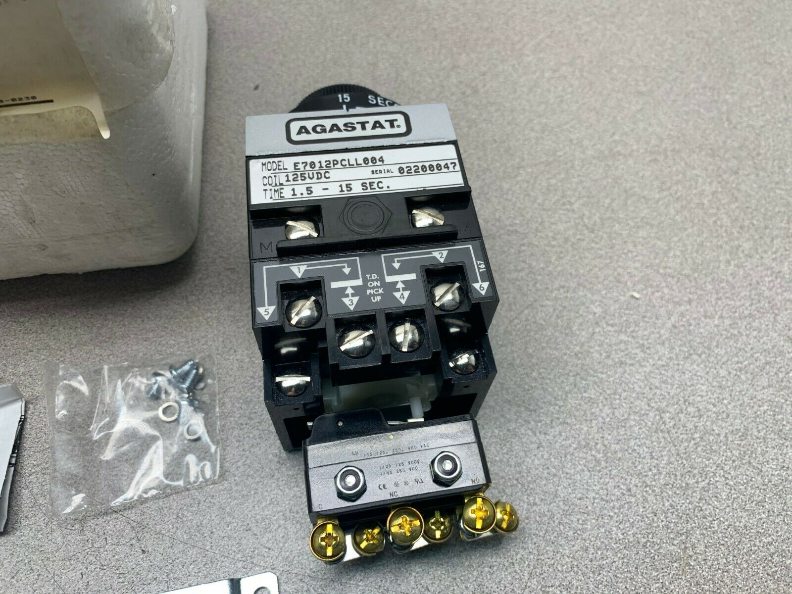 NEW AGASTAT 125VDC. TIMER 1.5-15 SEC. TIMING RELAY E7012PCLL004