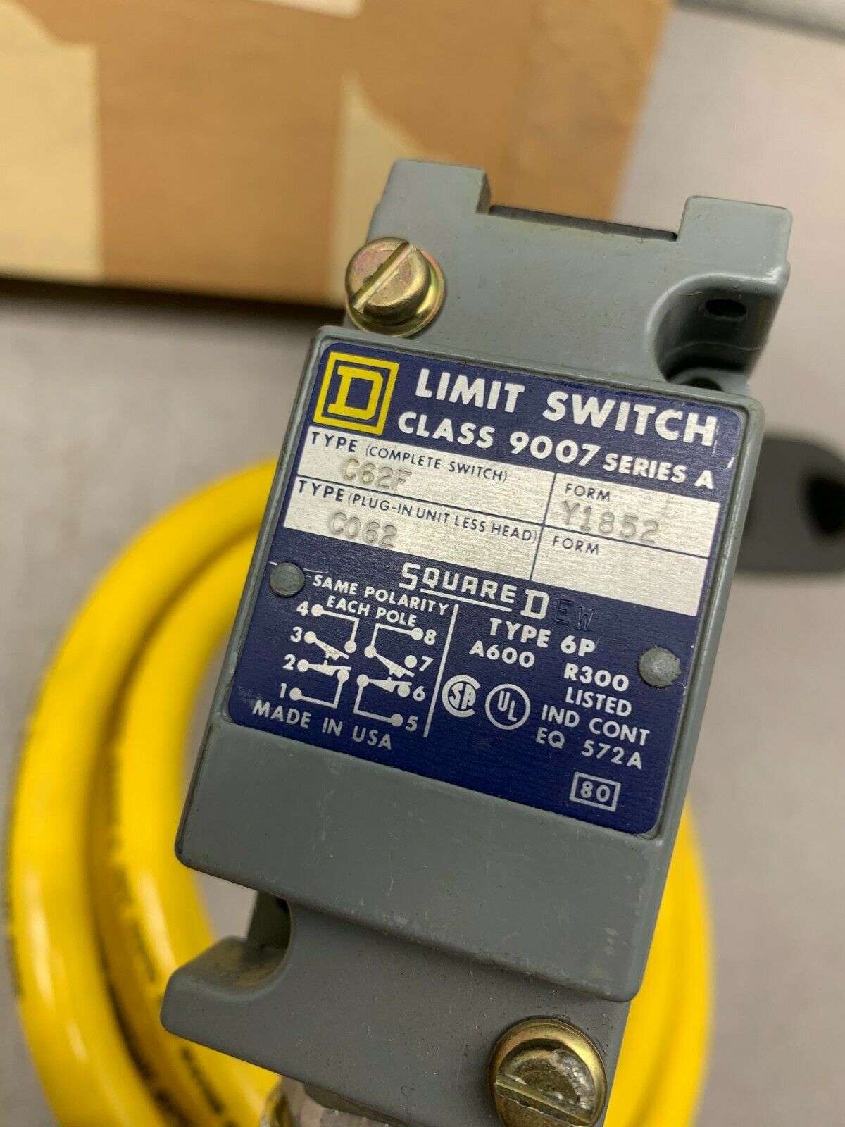 NEW IN BOX SQUARE D LIMIT SWITCH 9007 C62F Y1852
