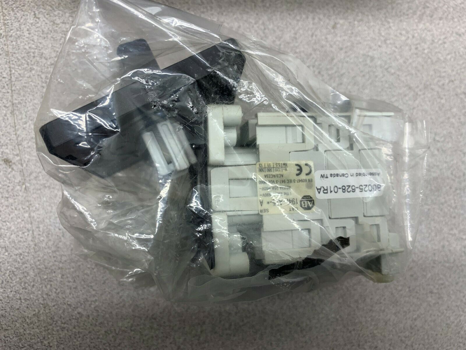 NEW IN BOX ALLEN BRADLEY 80025-628-01RA SWITCH 194L-A25 SERIES A