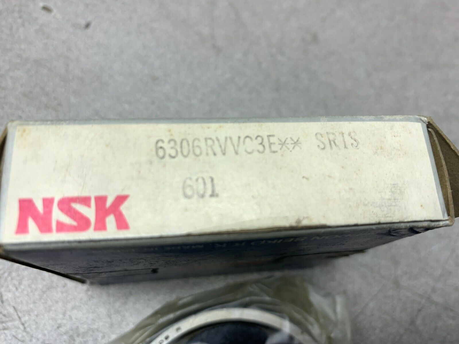 NEW IN BOX NSK BALL BEARING 6306RVVC3E