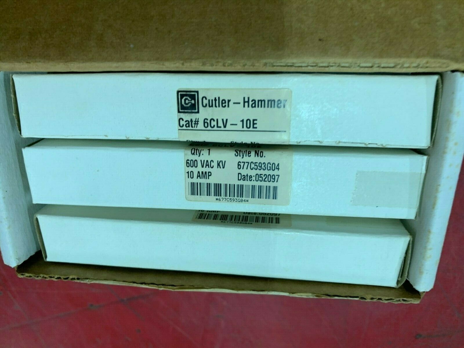 BOX OF 9 NEW IN BOX CUTLER HAMMER 677C593G04 FUSE 6CLV-10E