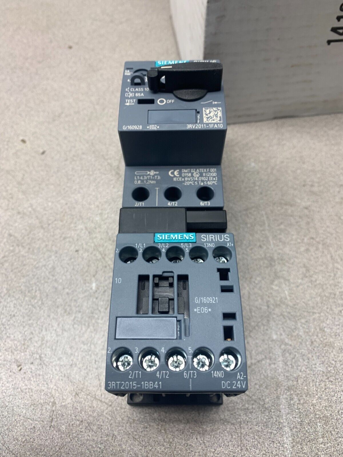 NEW IN BOX SIEMENS COMBINATION STARTER 3RA21101FA151BB4