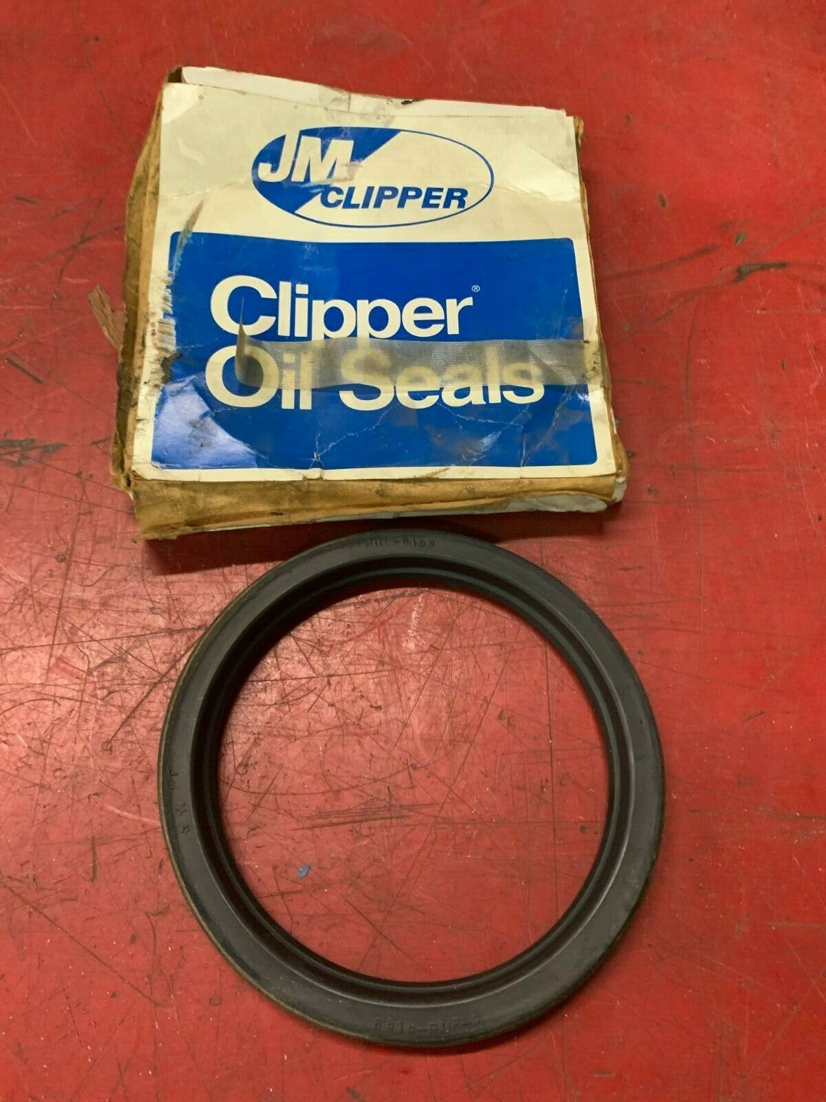 NEW IN BOX CLIPPER OILSEAL 6618