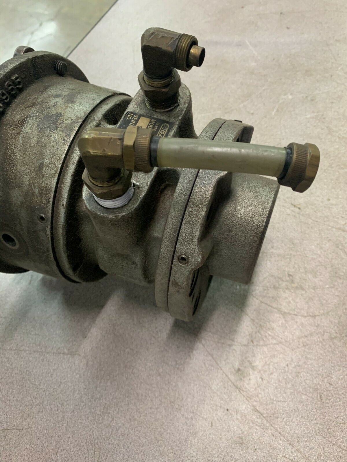 USED GAST AIR MOTOR 8AM-NRV-32A