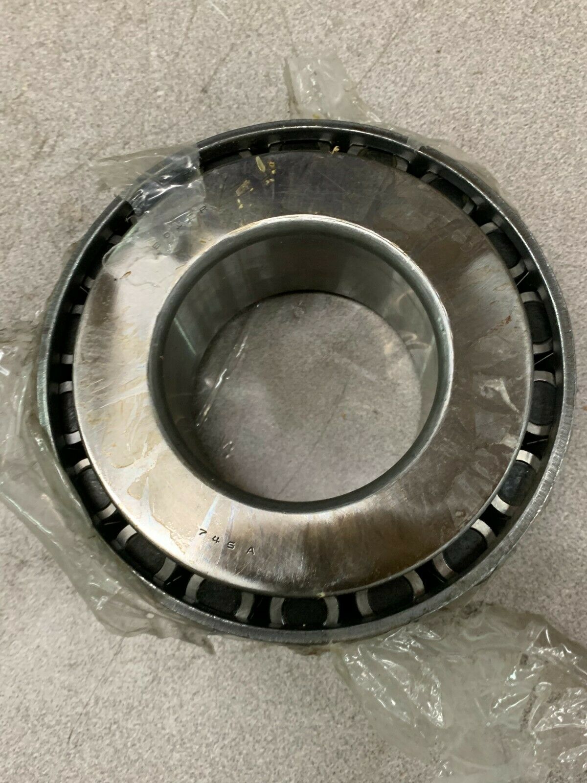 NEW NO BOX BOWER TAPERED ROLLER CONE BEARING 745A