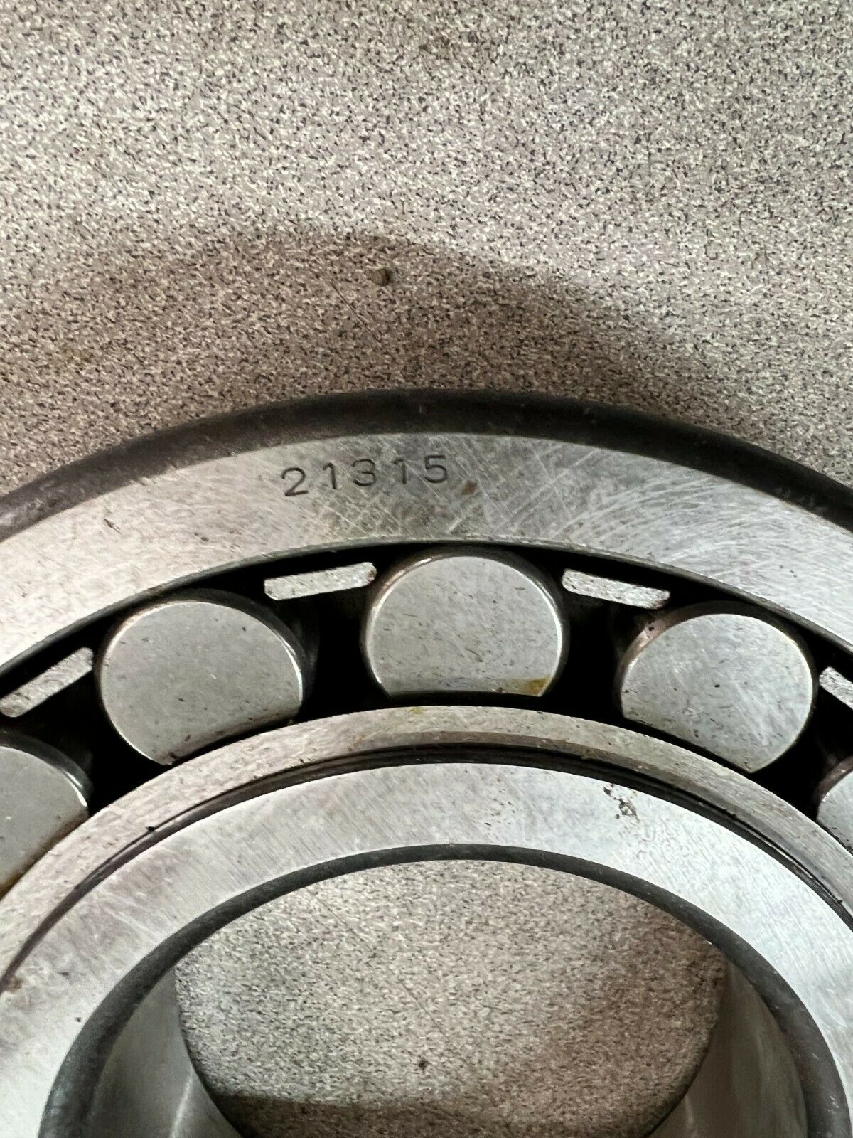 NEW NO BOX FAG SPHERICAL ROLLER BEARING 21315