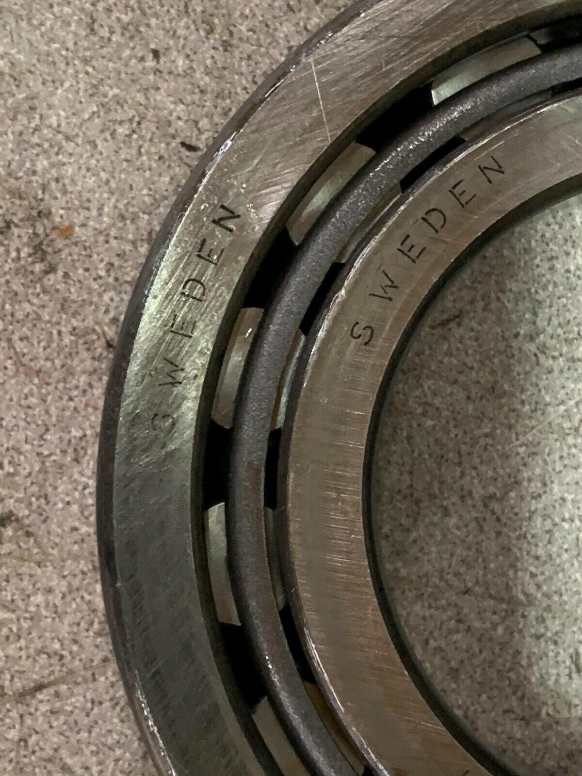 NEW NO BOX SKF 2NU13 ROLLER BEARING NJ213