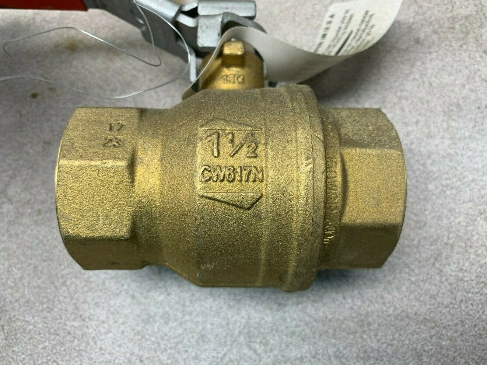 NEW NO BOX DYNAQUIP 1-1/2" BALL VALVE MH15505