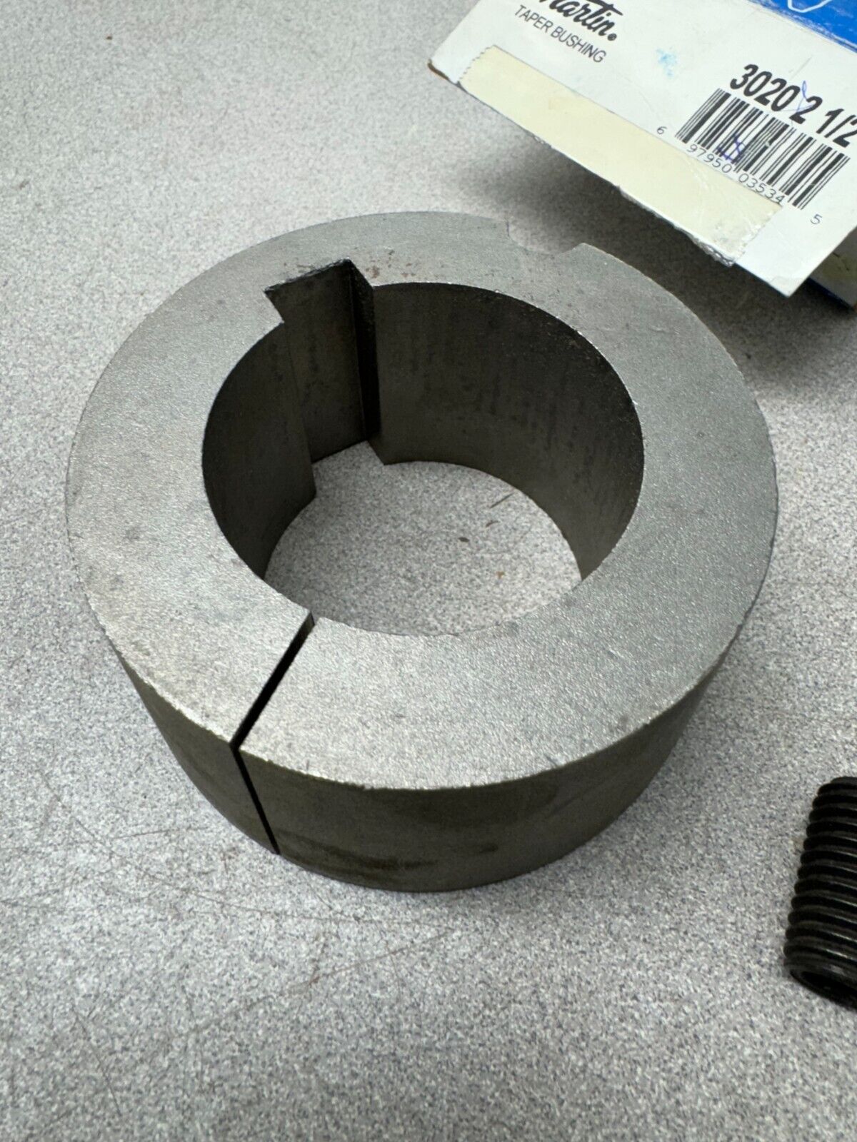 NEW IN BOX MARTIN TAPER BUSHING 3020 2 1/2