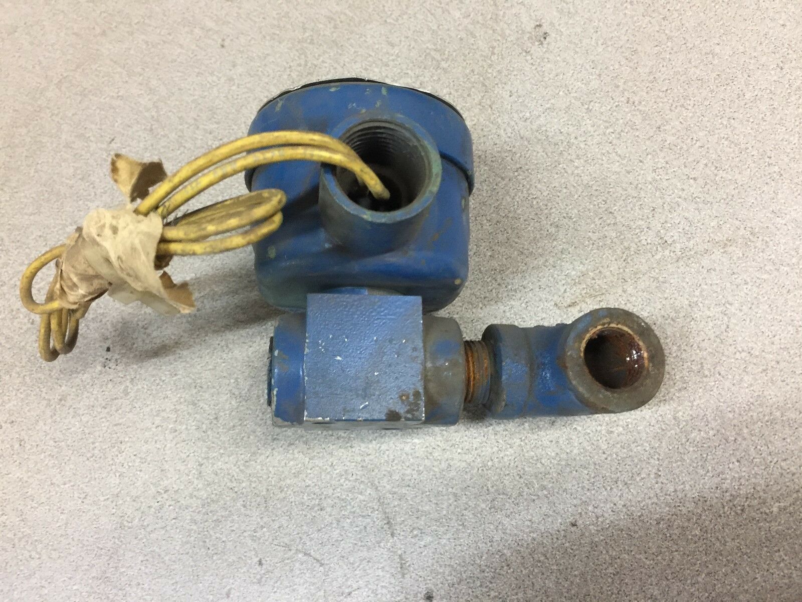 USED ASCO 125PSI SOLENOID VALVE 8268A322