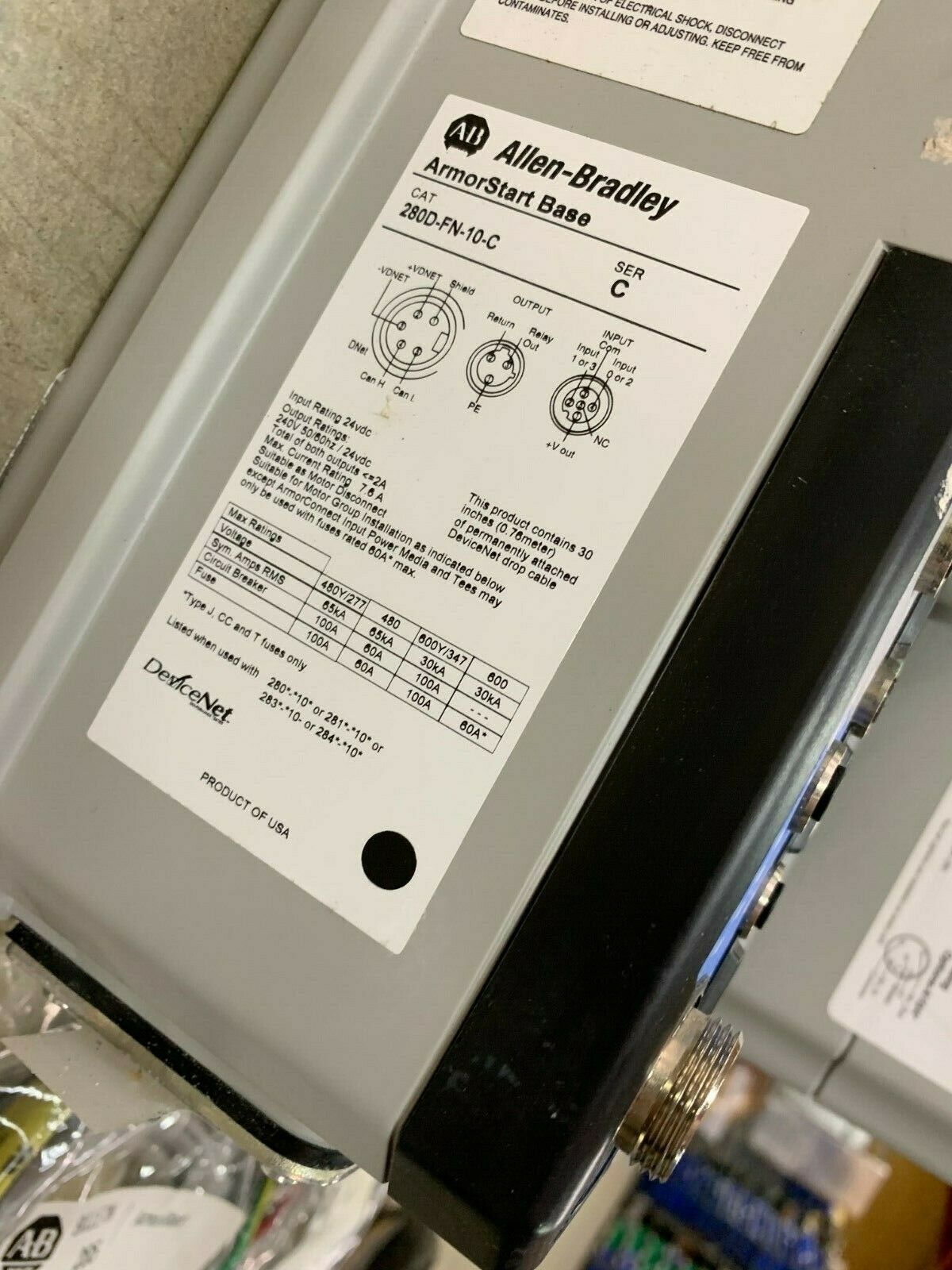 NEW NO BOX ALLEN-BRADLEY ARMORSTART DRIVE AND BASE 284D-FVD2P3Z-10-CR-3-DB-SB-OC