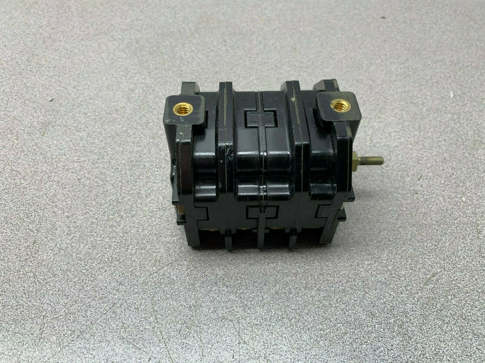 NEW NO BOX ABB 700063 ROTARY SWITCH Q56C