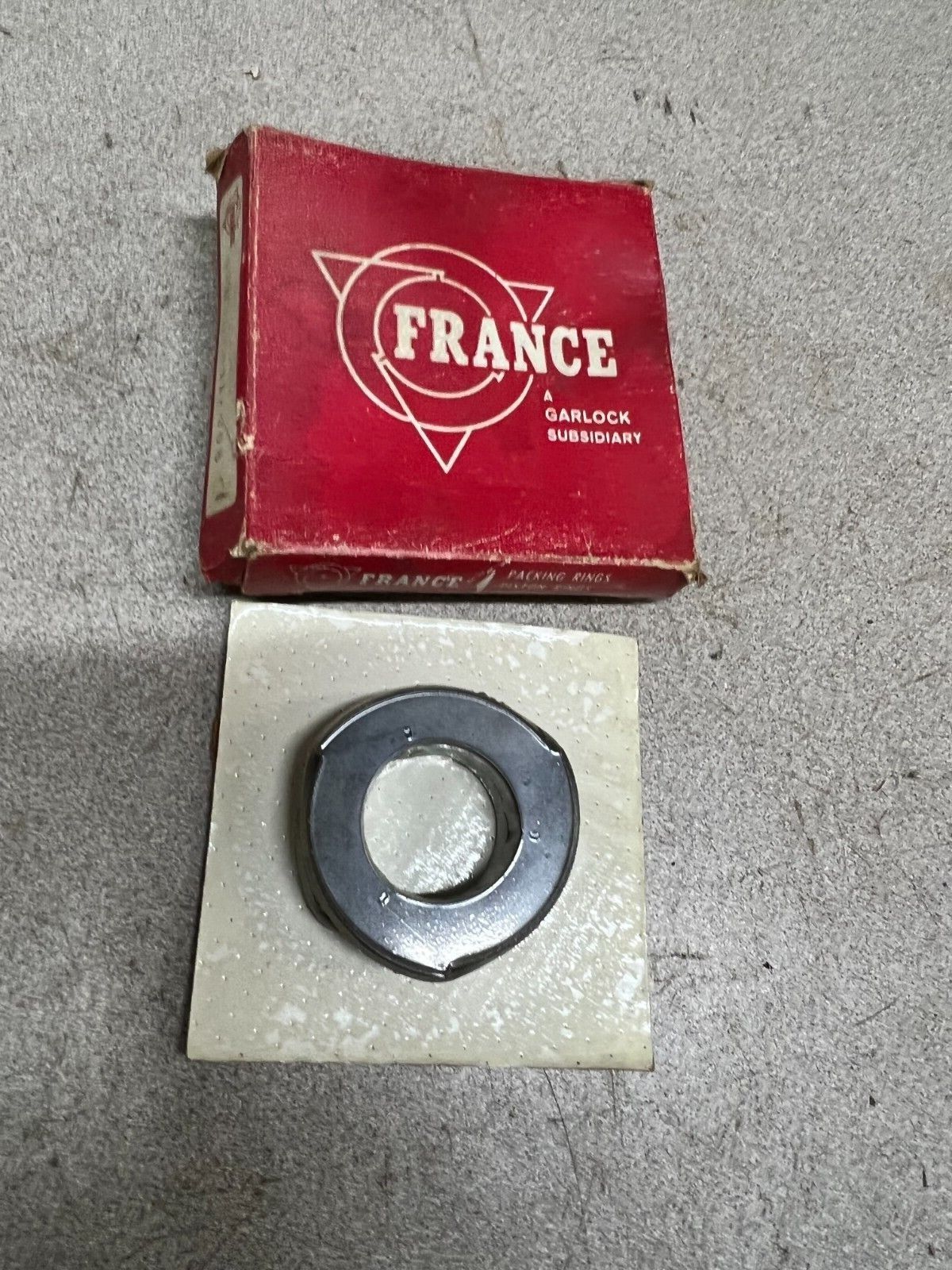 NEW IN BOX FRANCE PART 2-035-031-008