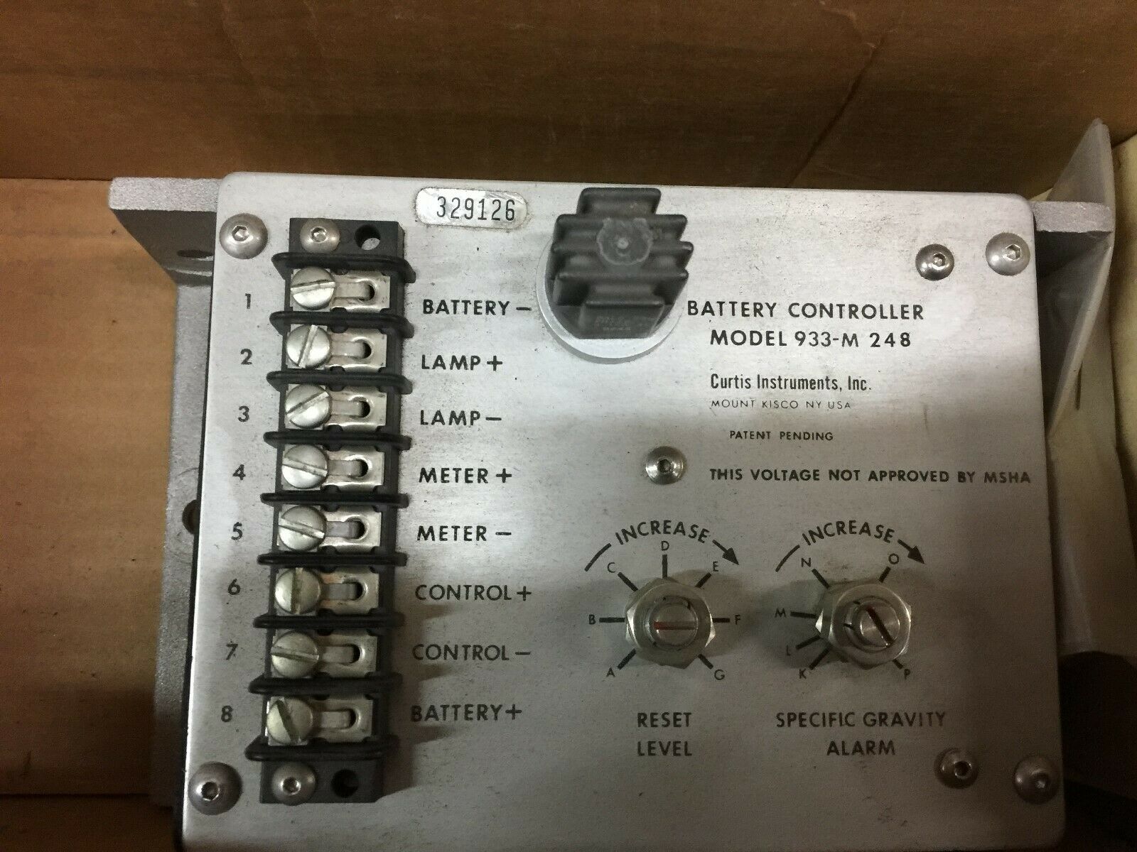 NEW IN BOX CUTIS 933M BATERY CONTROLER 933-M 248