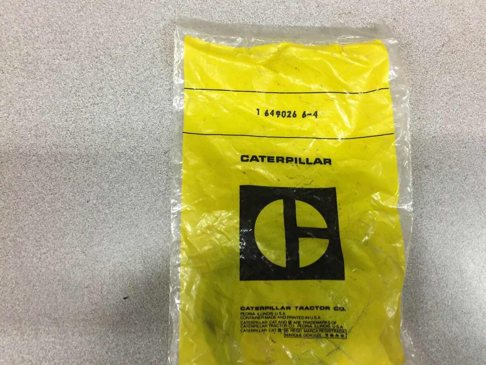 NEW IN BAG CATERPILLAR SEAL 1 649026 6-4