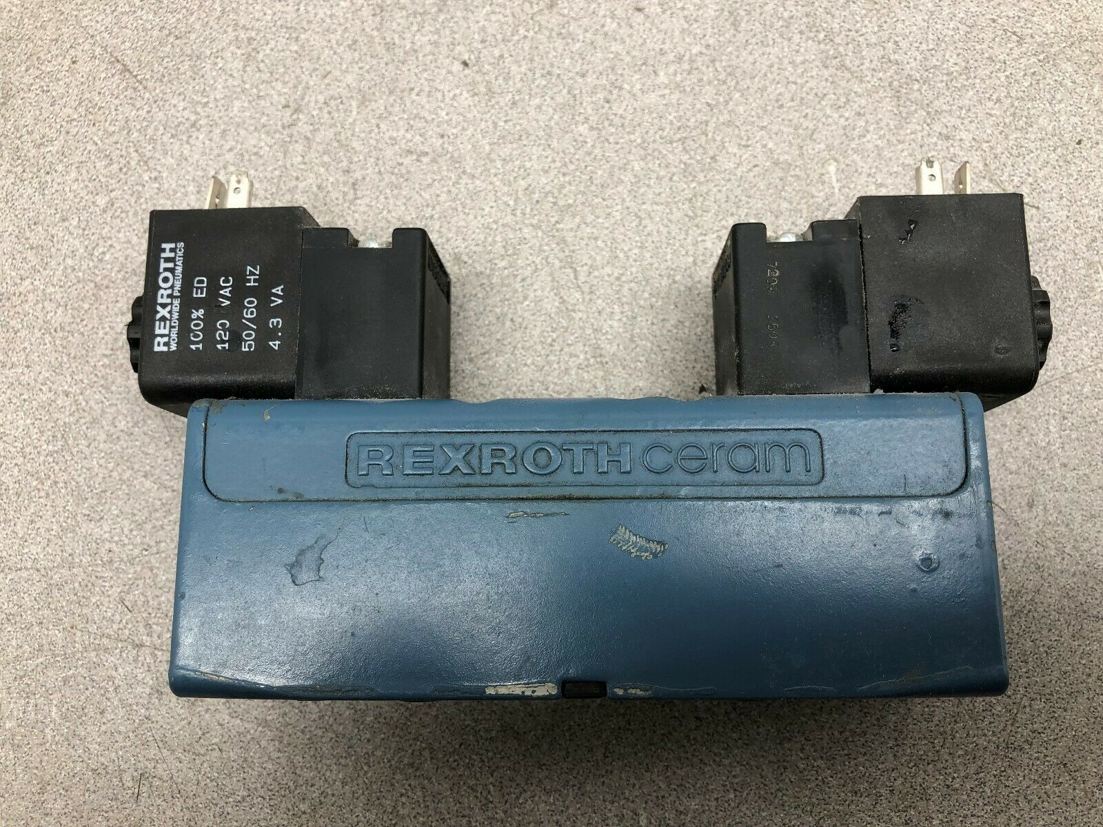 USED REXROTH 120 VAC COIL 150 PSI PNEUMATIC SOLENOID VALVE R432006382