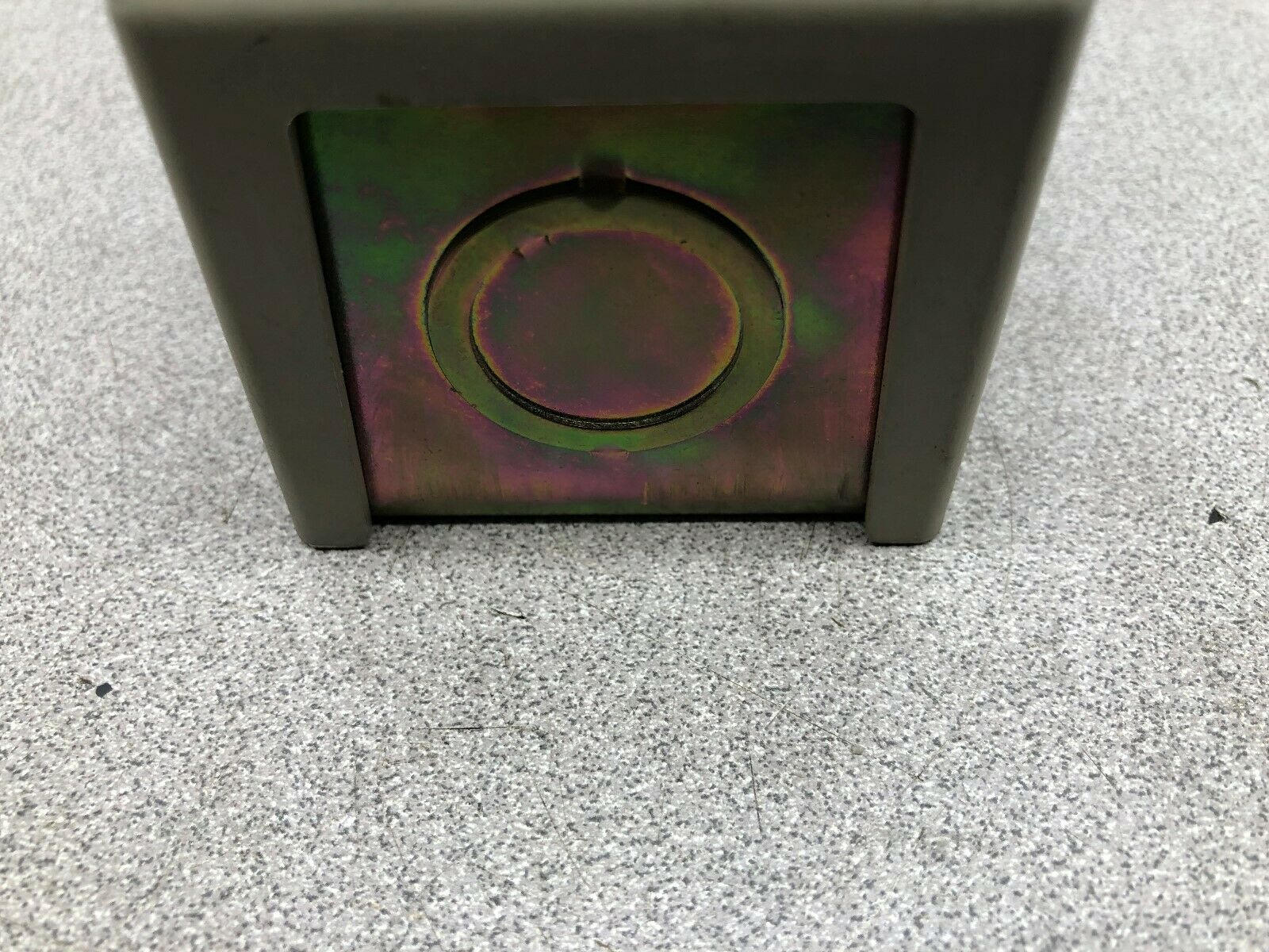 USED SQUARE D MOTOR STARTING SWITCH IN ENCLOSURE 572A