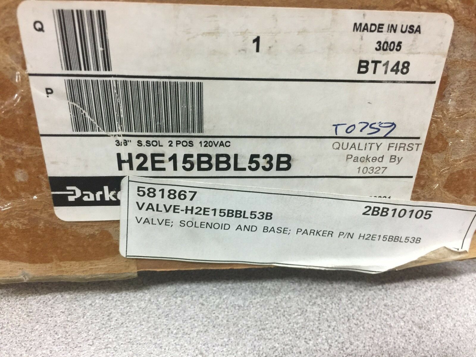 NEW IN BOX PARKER SOLENOID VALVE AND BASE H2E15BBL53B