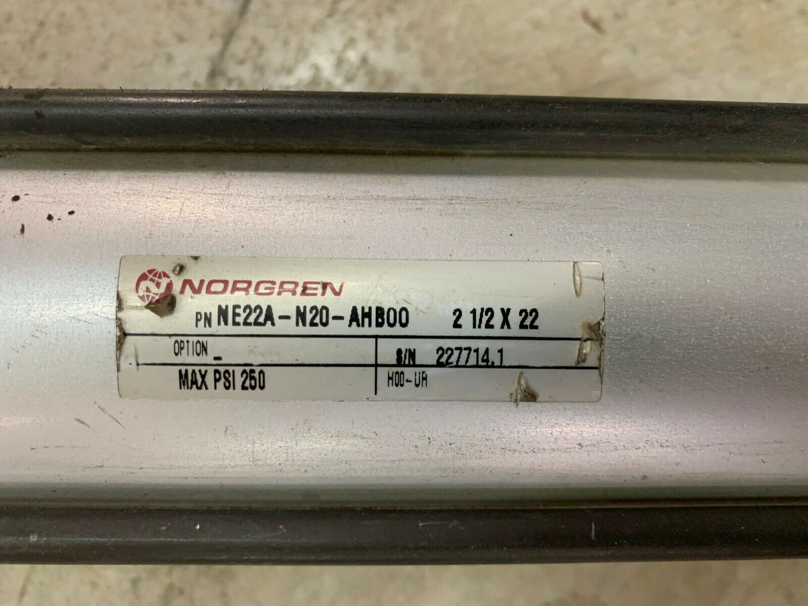 NEW NO BOX NORGREN 2-1/2" X 22" PNEUMATIC CYLINDER NE22A-N20-AHB00