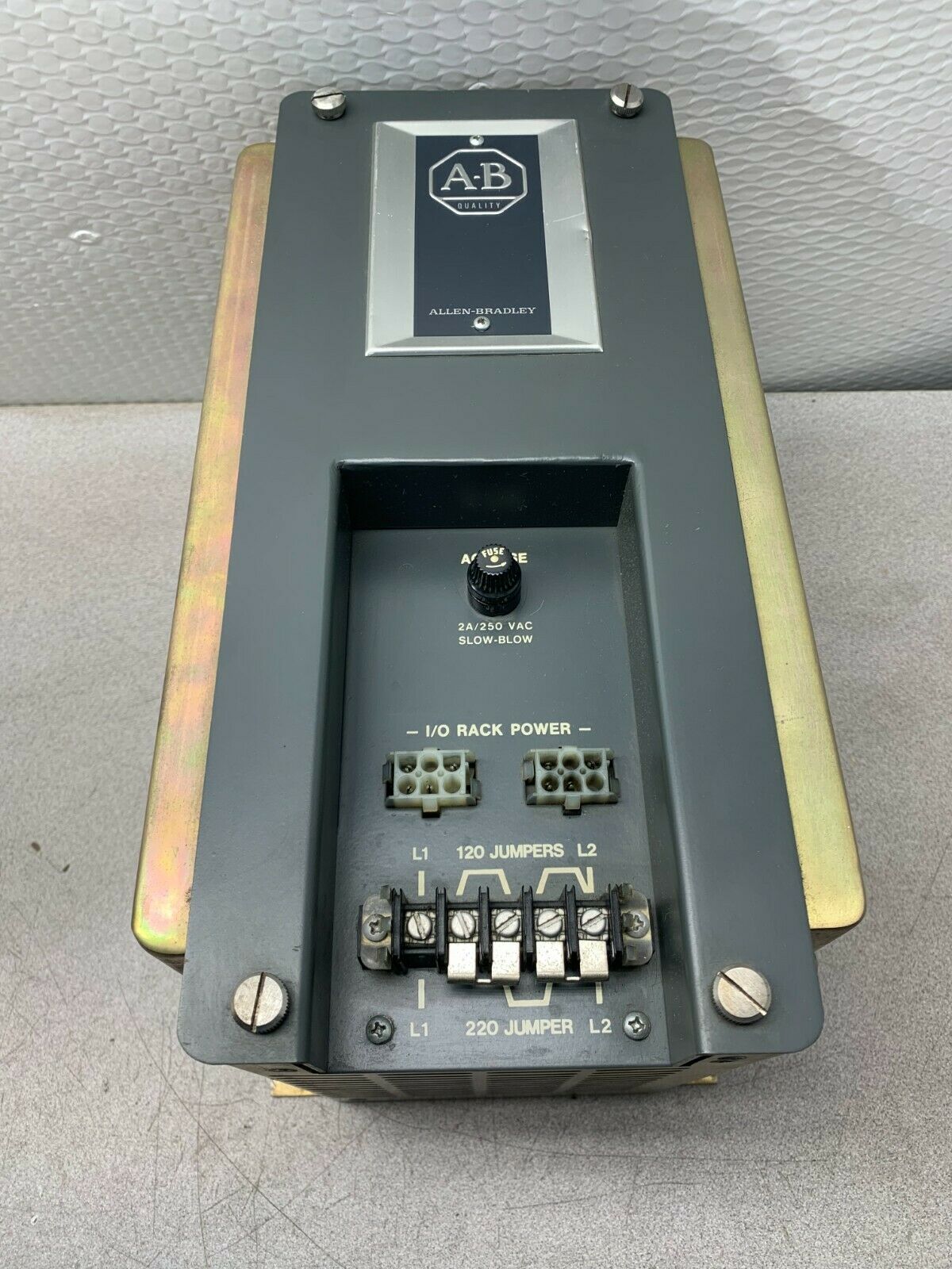 USED ALLEN-BRADLEY PLC-2 PROGRAMMABLE CONTROLLER 1777-P2