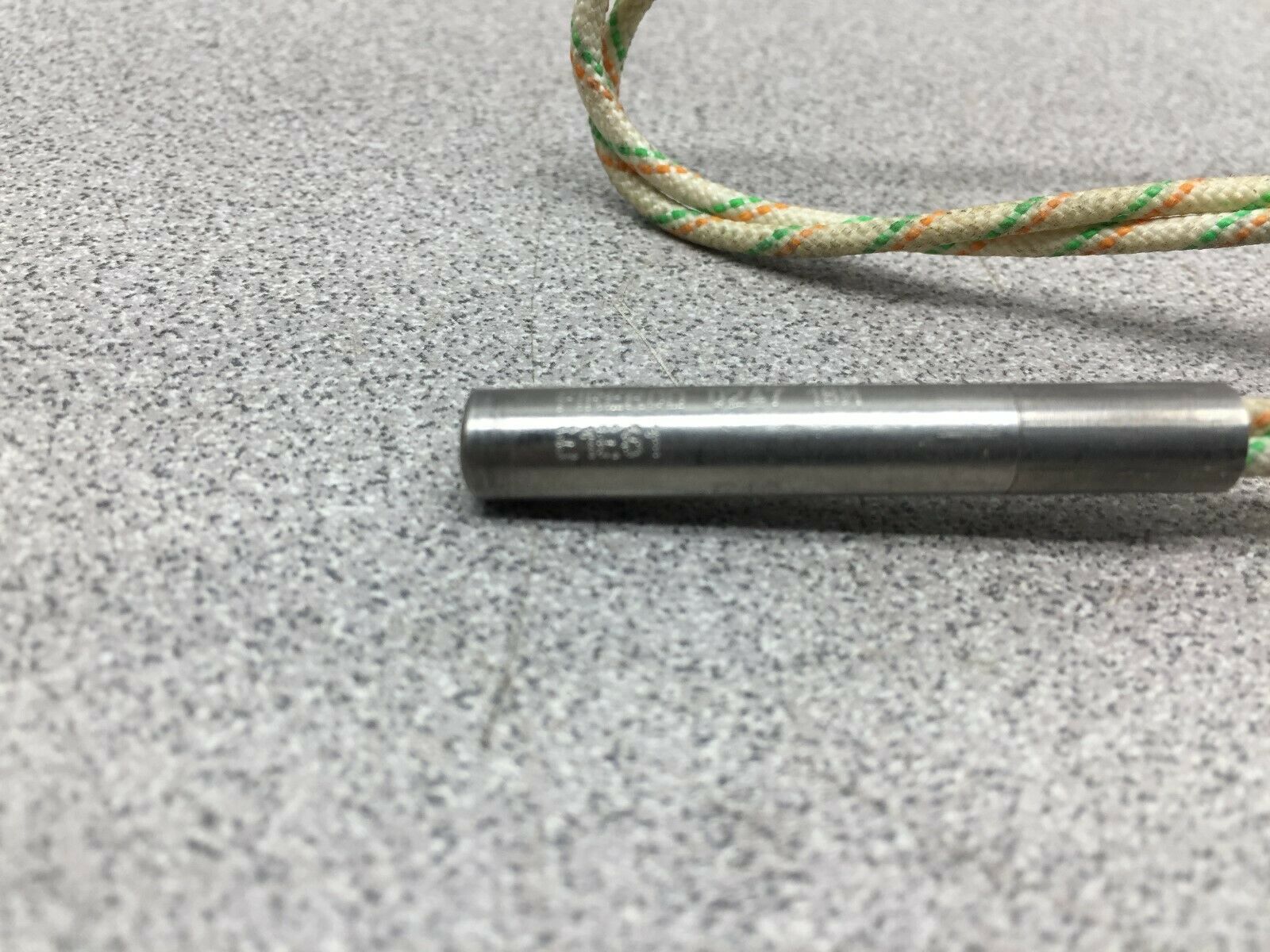 NEW NO BOX FIREROD 0247 18M 240VAC 225W HEATER ELEMENT E1E61