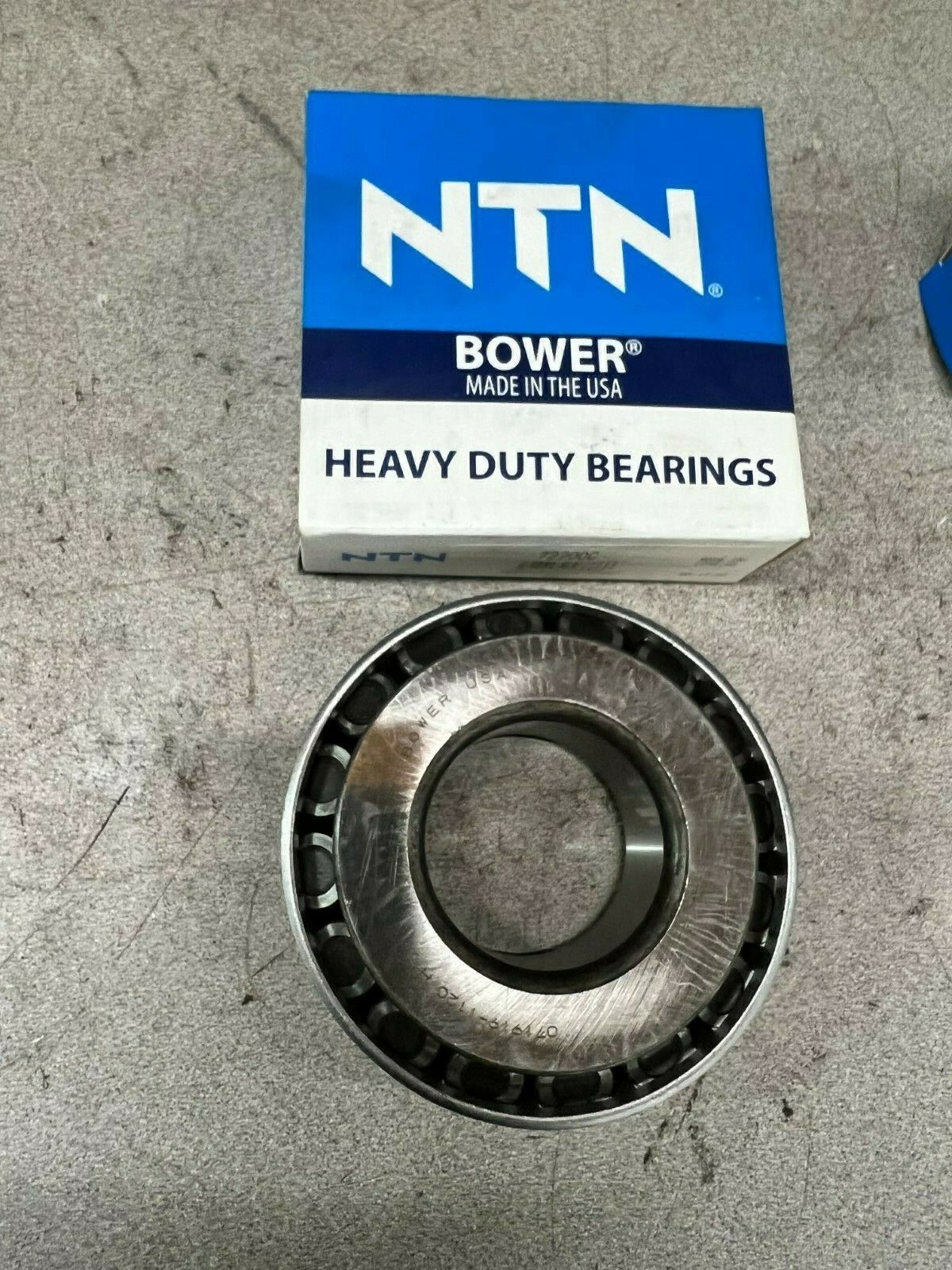 NEW IN BOX NTN 72200CPW3VW2 ROLLER BEARING 72200C