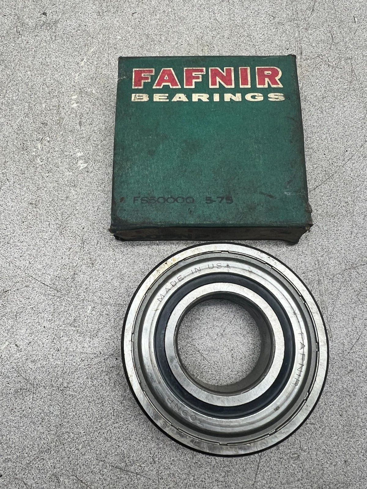 NEW IN BOX FAFNIR BEARING 309NP