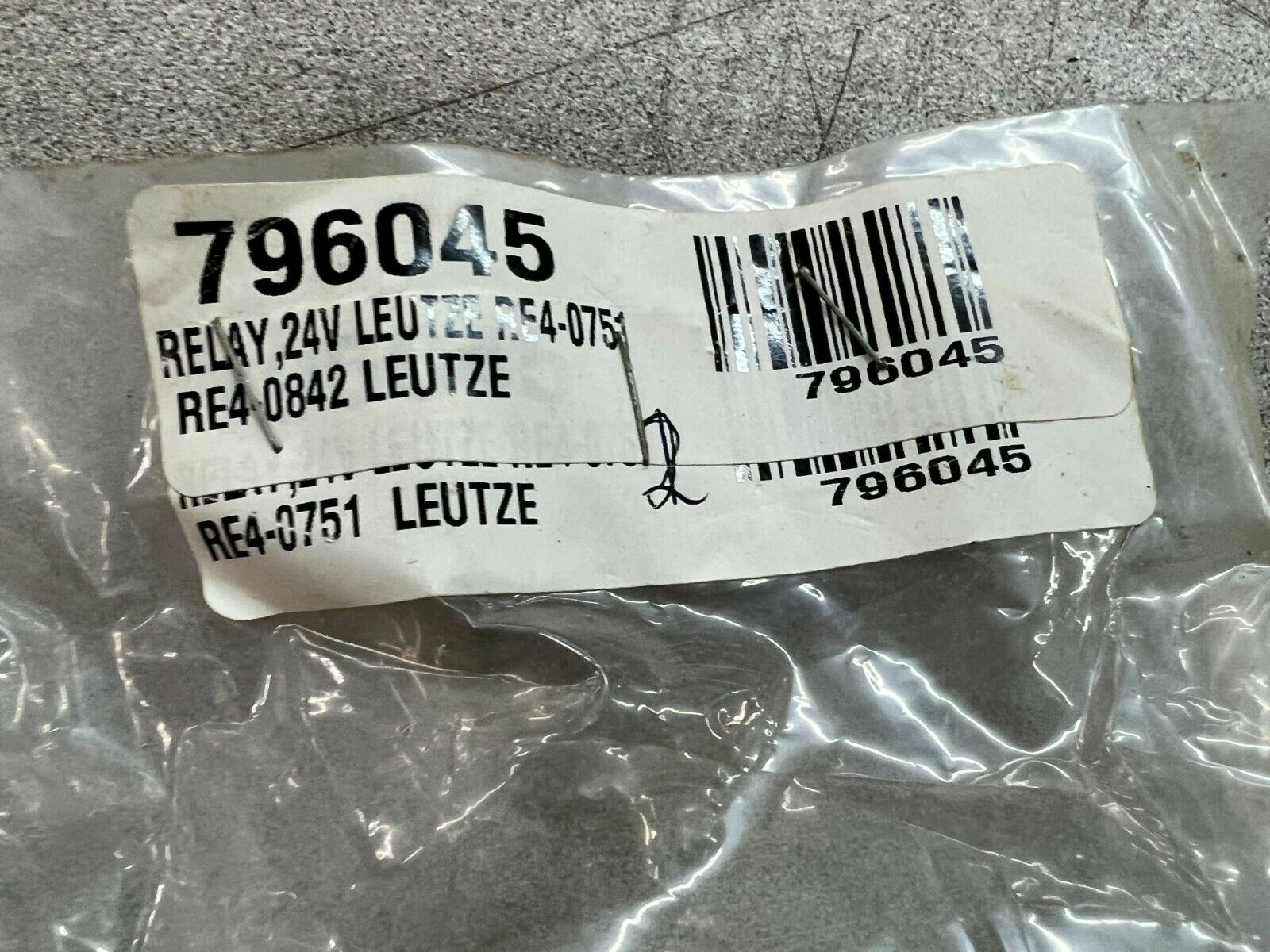 BAG OF 2 NEW IN BAG LUTZE RELAY RE 4-0842