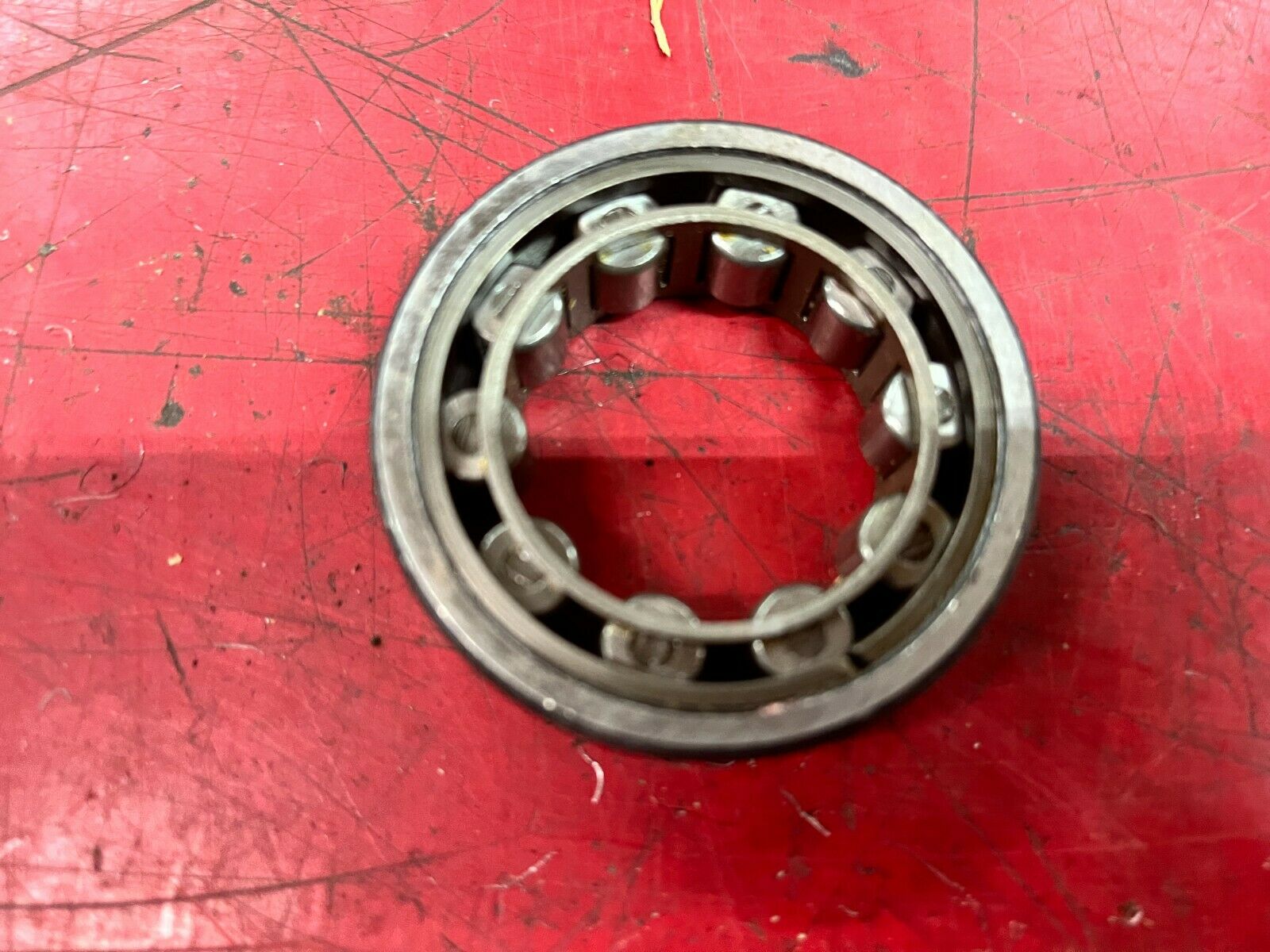 NEW NO BOX NDH ROLLER BEARING 1305T