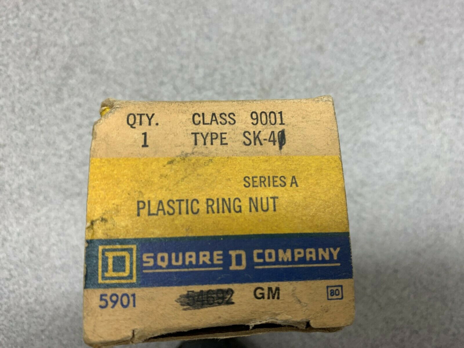 LOT OF 2 NEW IN BOX SQUARE D RING NUT 9001 SK4