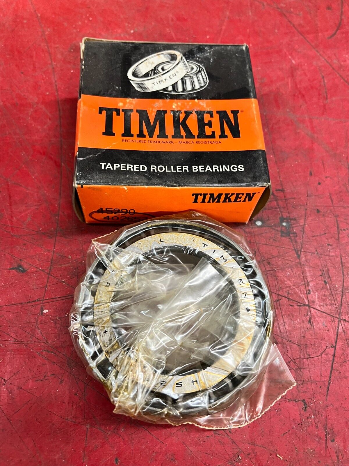 NEW IN BOX TIMKEN ROLLER BEARING 45290