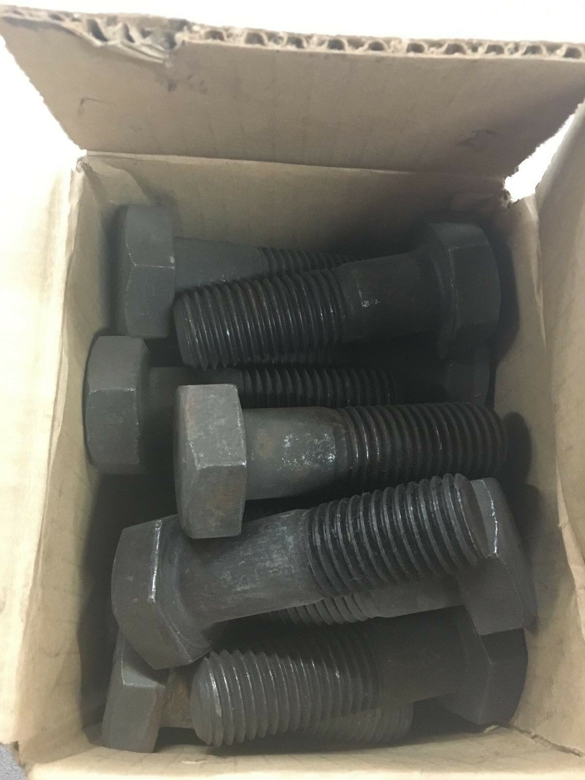 NEW LOT OF 20 HEX HEAD  1"-9 X 3-1/4" GRADE 5 BOLTS