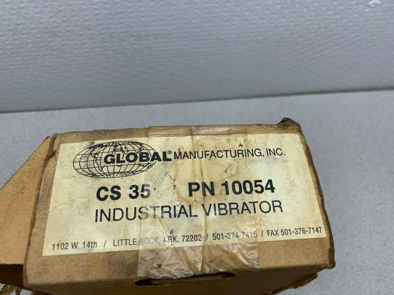 NEW IN BOX GLOBAL MANUFACTURING CS35 INDUSTRIAL VIBRATOR 10054