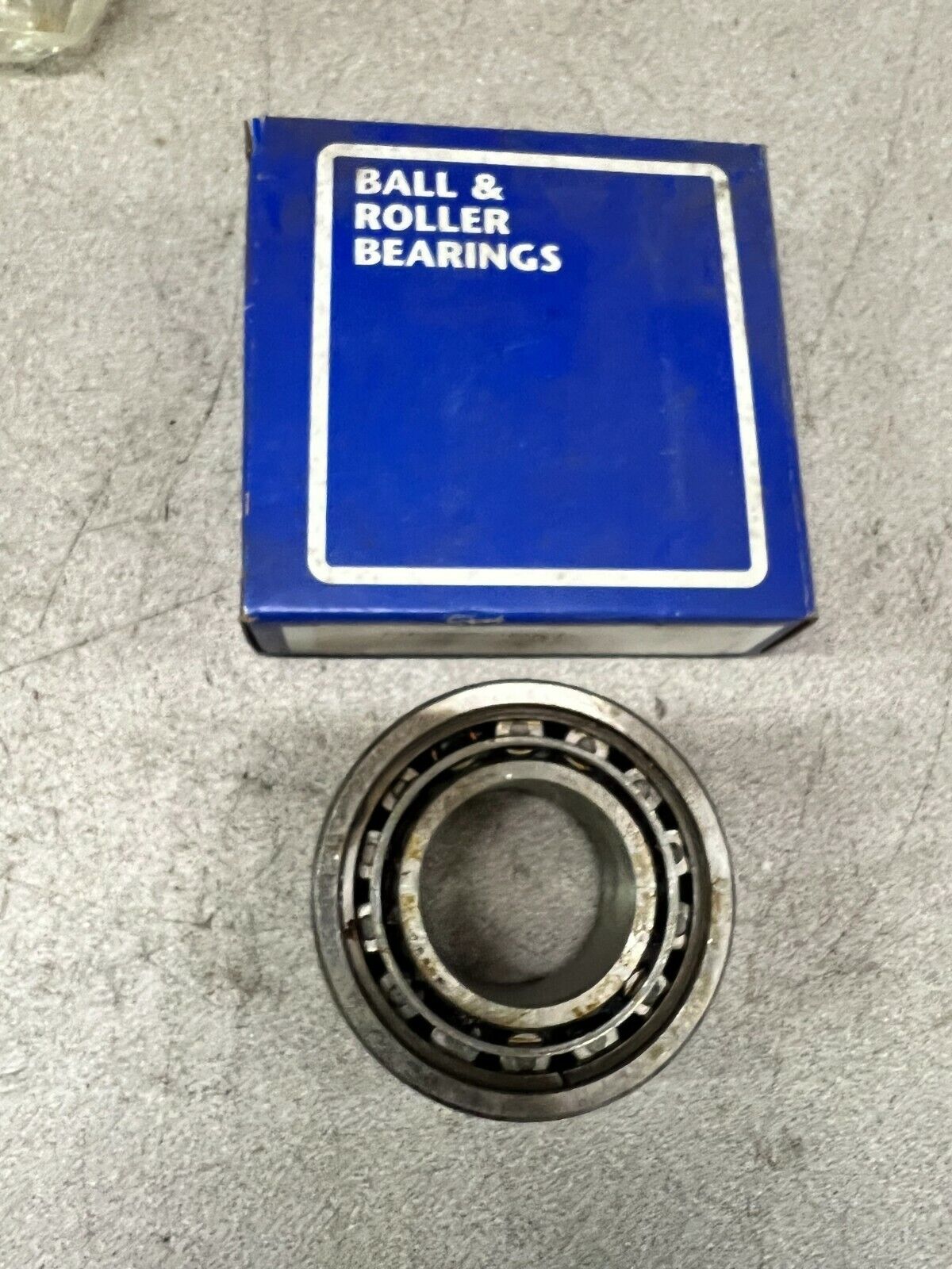 NEW IN BOX NDH R5208 5208-T CYLINDRICAL BEARING MR5208FL