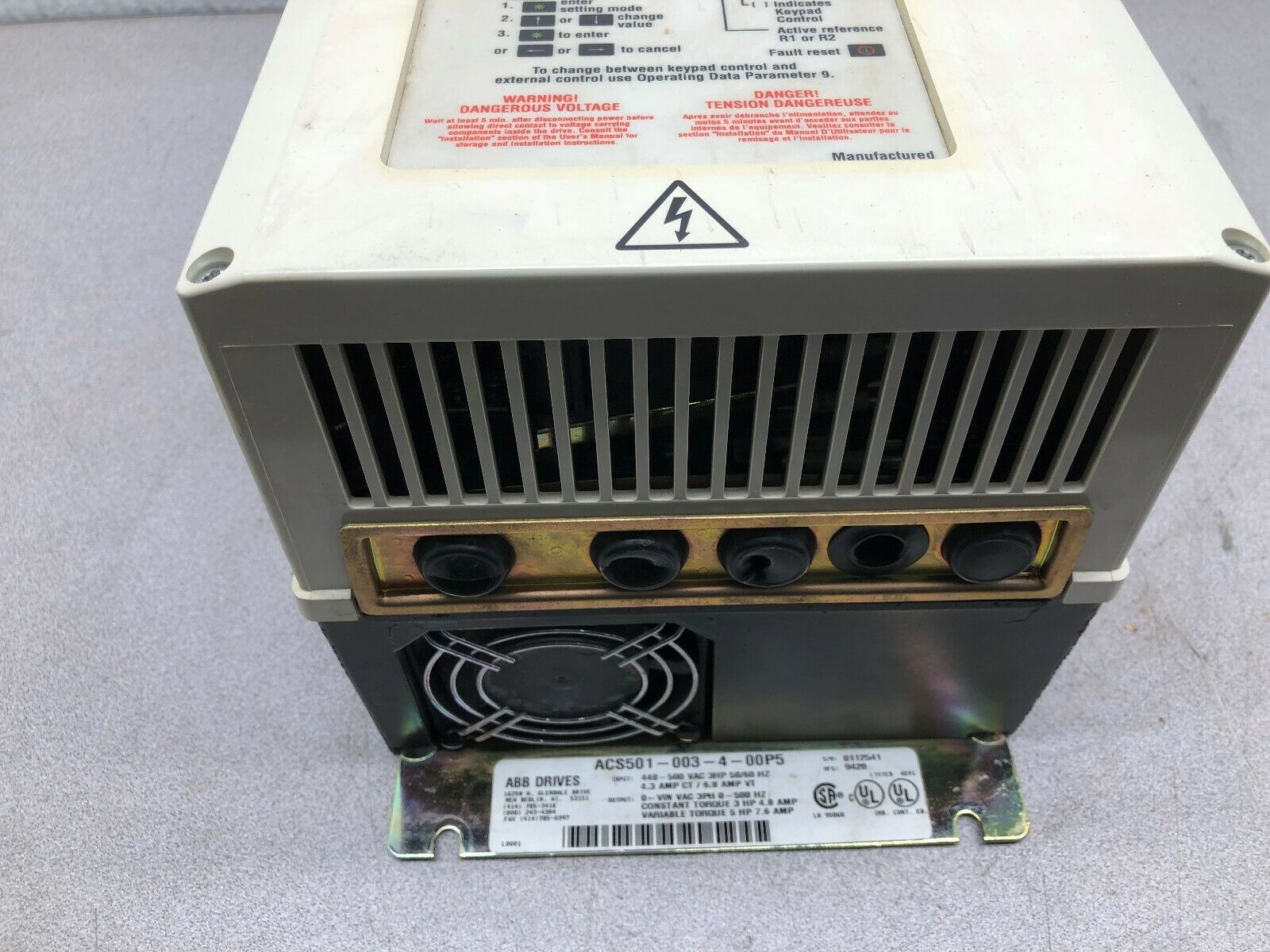 USED ABB 5 HP 6.8 AMP 480 VAC 3 PH 0-500 HZ FREQUENCY DRIVE ACS501-003-4-00P5