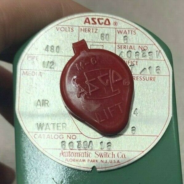 NEW IN BOX ASCO 7/16" SOLENOID VALVE 8030A16