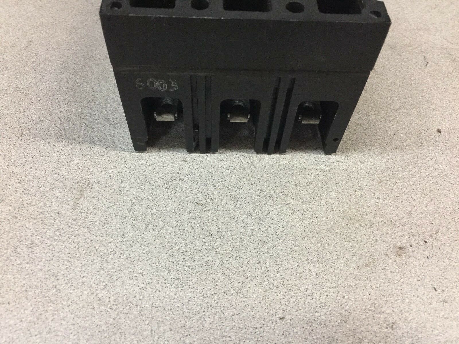 USED GE 3AMP 600V 3POLE CIRCUIT BREAKER TEC36003