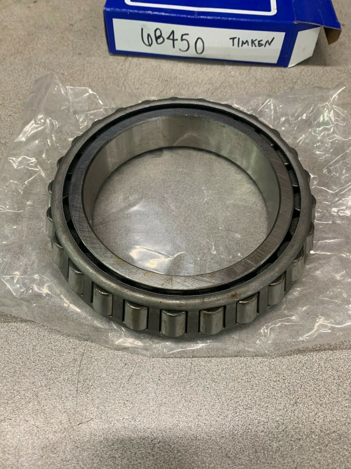 NEW TIMKEN TAPERED ROLLER CONE BEARING 68450