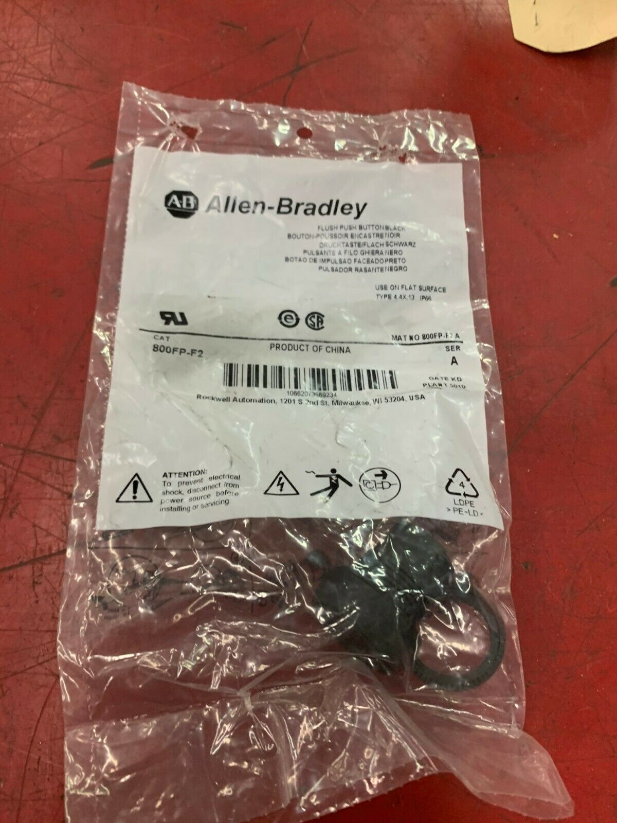 NEW IN BAG ALLEN BRADLEY BLACK PUSH BUTTON 800FP-F2 SERIES A